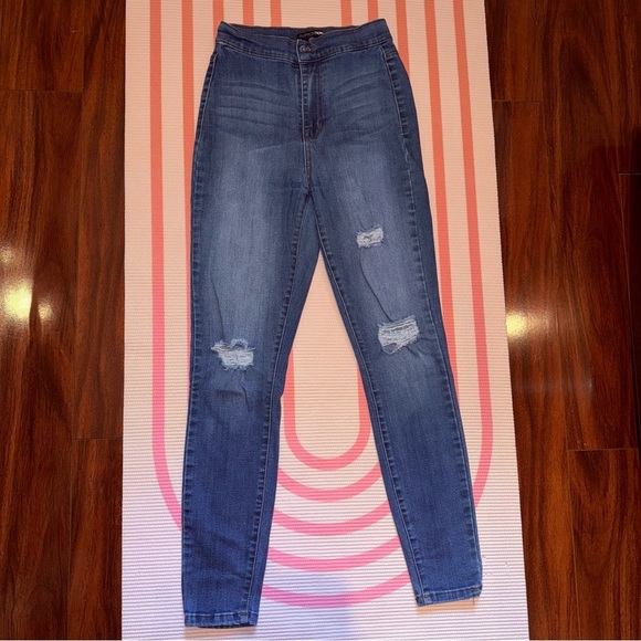 Fashion Nova Ripped Blue Skinny Jeans - Picture 3 of 9